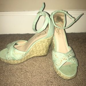 mint green wedges